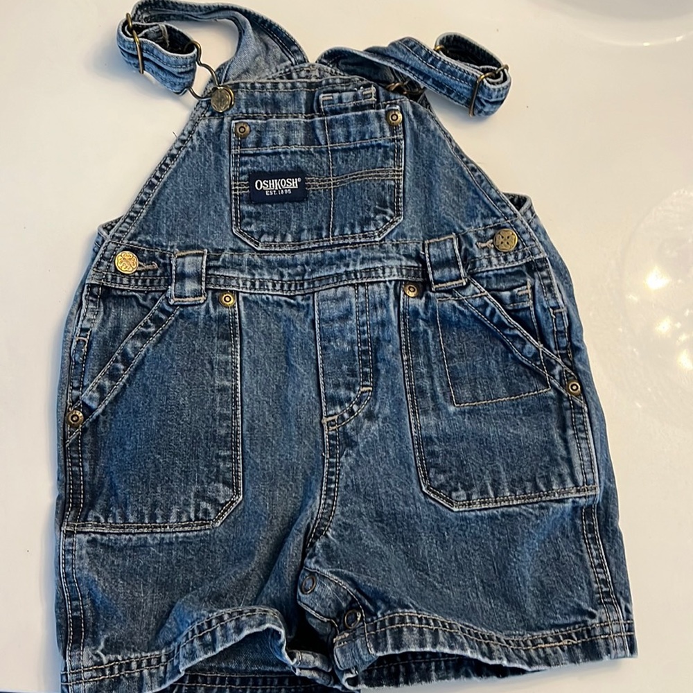 Oshkosh overall shorts 12mo
